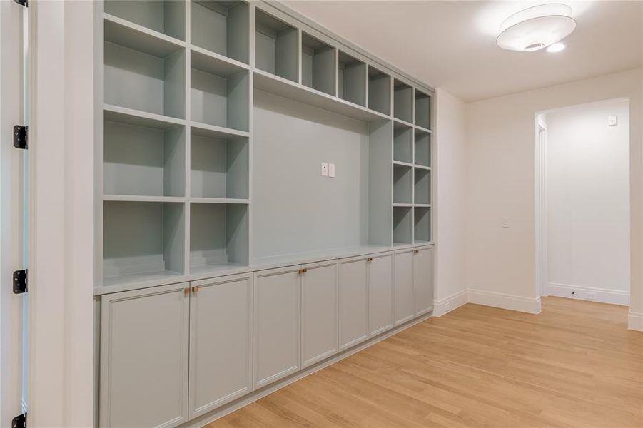 Other TV/ reading / gaming area