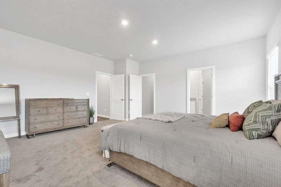 Furnished interior view inside a new home in The Woodlands Preserve, Jackson (Image 13).