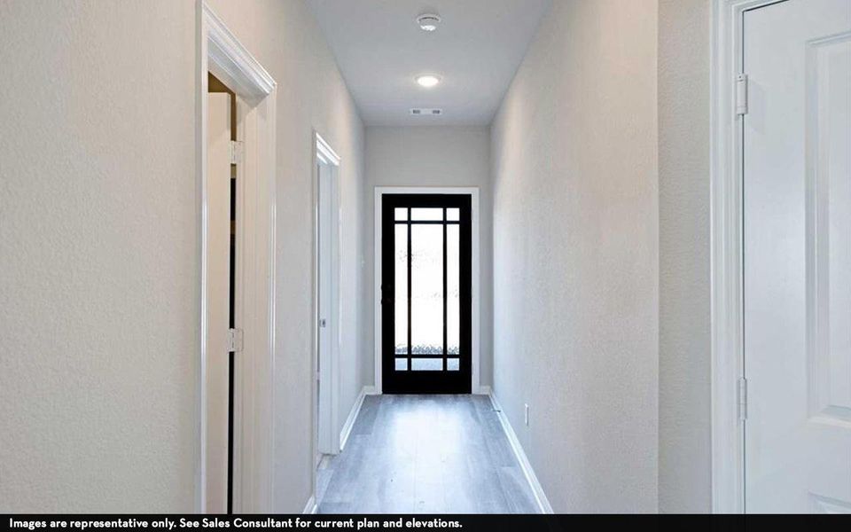 Spacious, unfurnished interior of a new home in Briarwood, Elgin (Image 18).