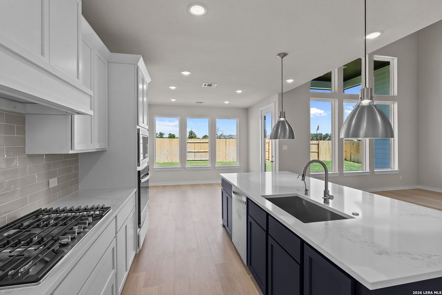 Furnished interior view inside a new home in Buffalo Crossing, Cibolo (Image 7).