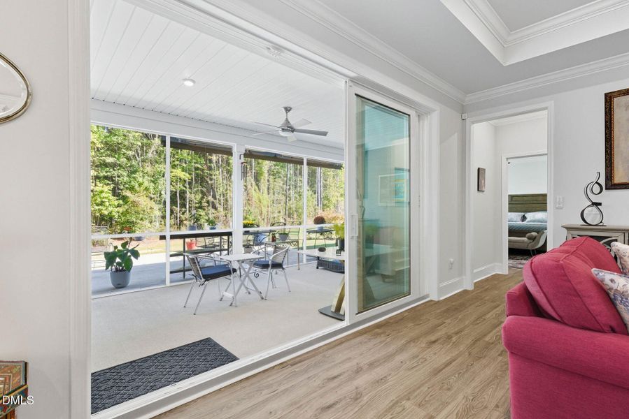 Living Room to Screened Porch Living Room to Screened Porch