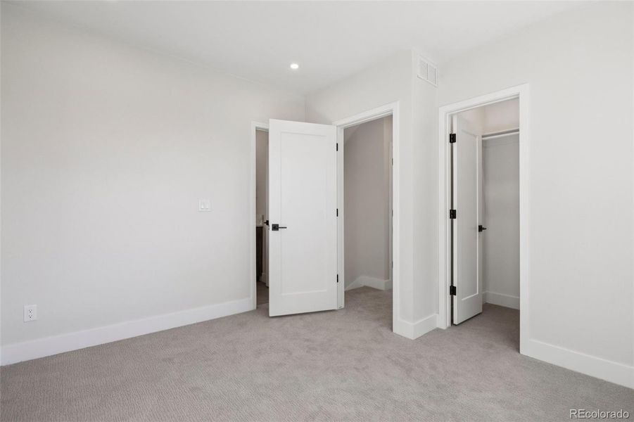 Spacious, unfurnished interior of a new home in , Denver (Image 36).