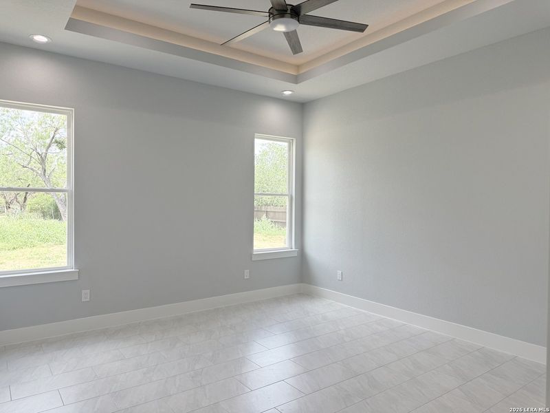 Spacious, unfurnished interior of a new home in , Lytle (Image 37).