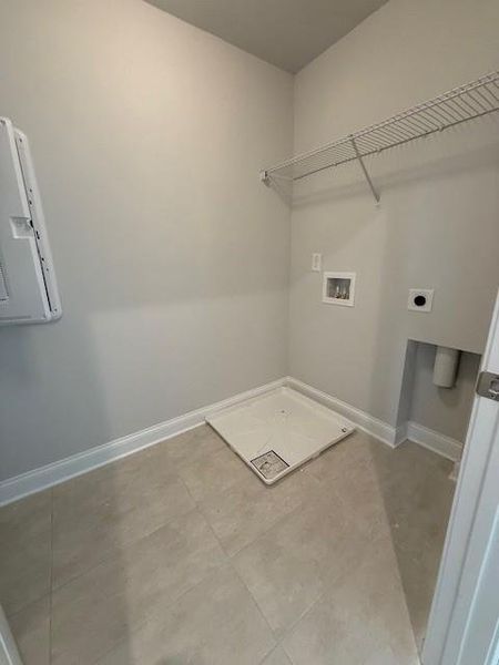 Spacious, unfurnished interior of a new home in Sierra Creek, Hoschton (Image 19).