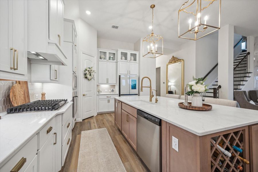 Plenty of space for multiple people in the kitchen Plenty of space for multiple people in the kitchen