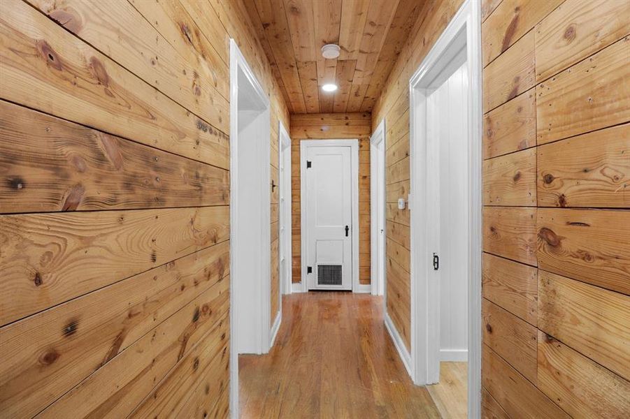 Hallway to guest bedrooms and bathroom Hallway to guest bedrooms and bathroom