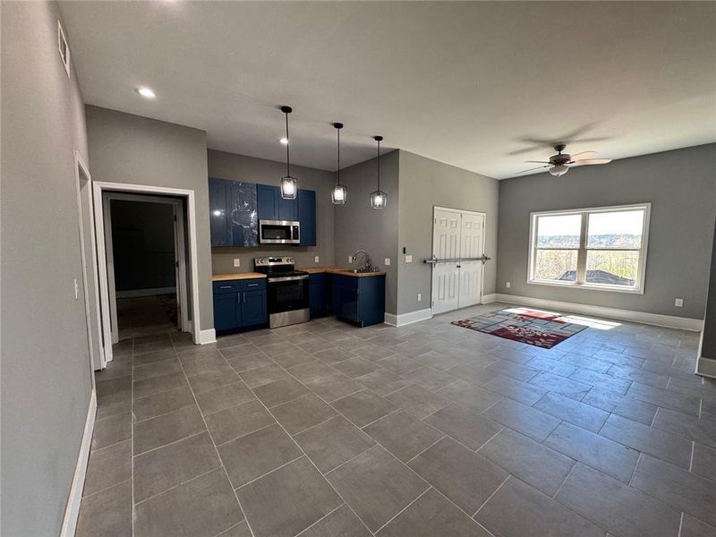 Spacious, unfurnished interior of a new home in , Douglasville (Image 19). Spacious, unfurnished interior of a new home in , Douglasville (Image 19).
