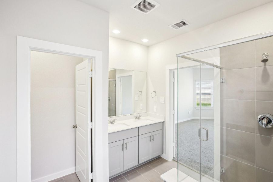 Photo is not of the actual home but is an inspirational photo of builder’s model home and may depict options, furnishings, and/or decorator features that are not included.