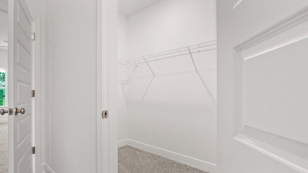 Spacious, unfurnished interior of a new home in Owl's Head Farms, Freeport (Image 16). Spacious, unfurnished interior of a new home in Owl's Head Farms, Freeport (Image 16).