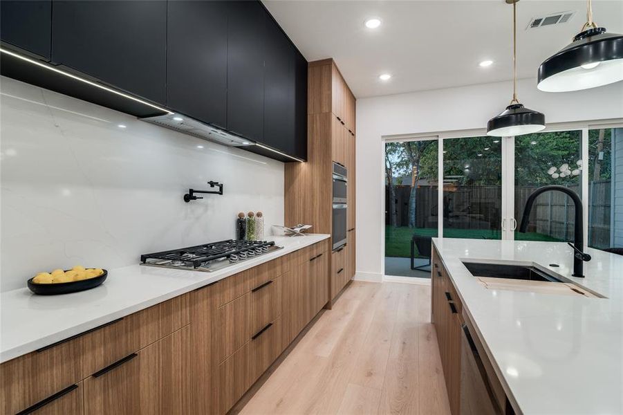 Furnished interior view inside a new home in , Dallas (Image 14).