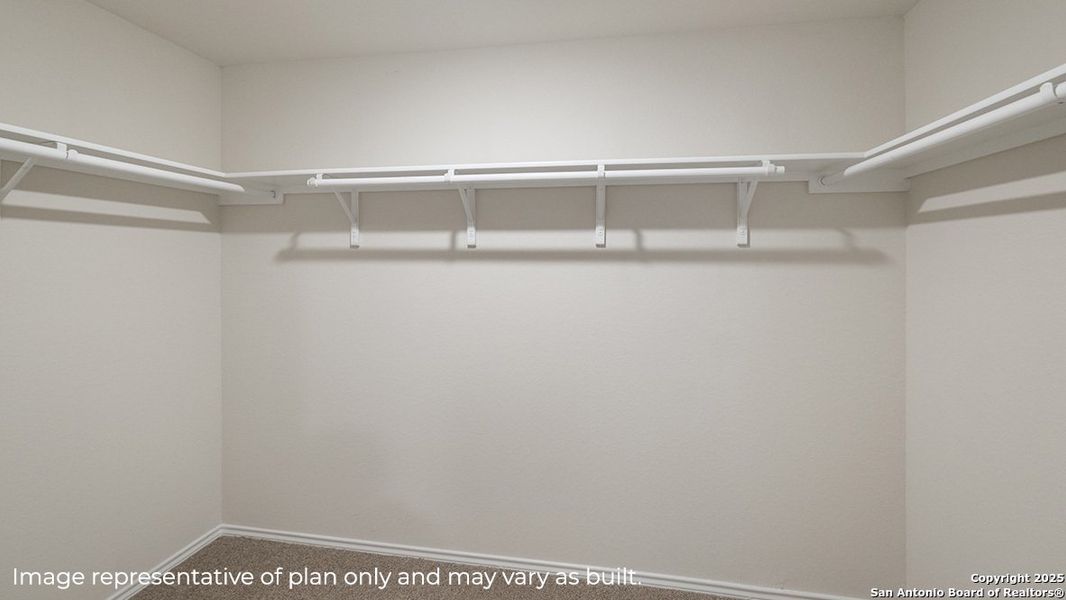 Spacious, unfurnished interior of a new home in Redbird Ranch, San Antonio (Image 17). Spacious, unfurnished interior of a new home in Redbird Ranch, San Antonio (Image 17).