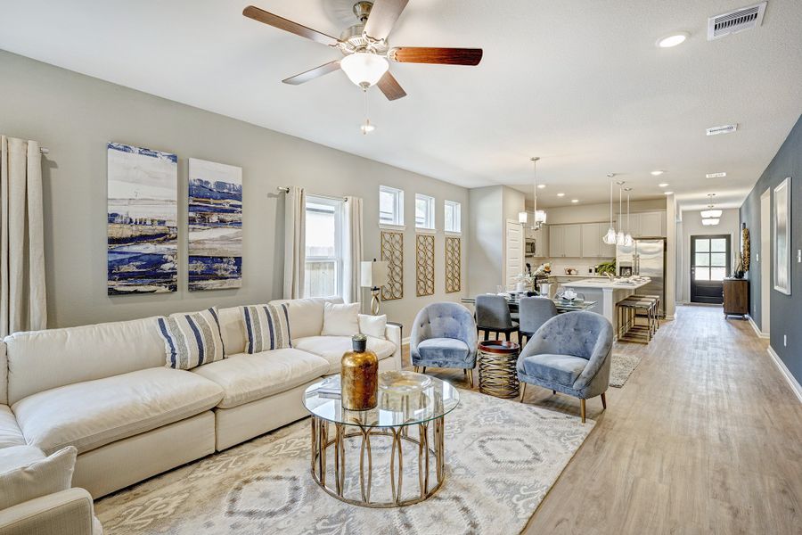 The Oakshire II - Open Living