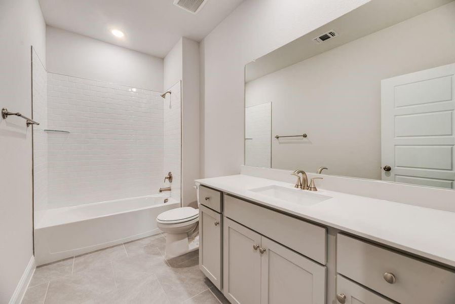 Furnished interior view inside a new home in Sutton Fields, Celina (Image 9).