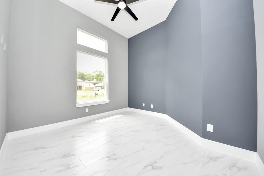 Spacious, unfurnished interior of a new home in , Dayton (Image 23).