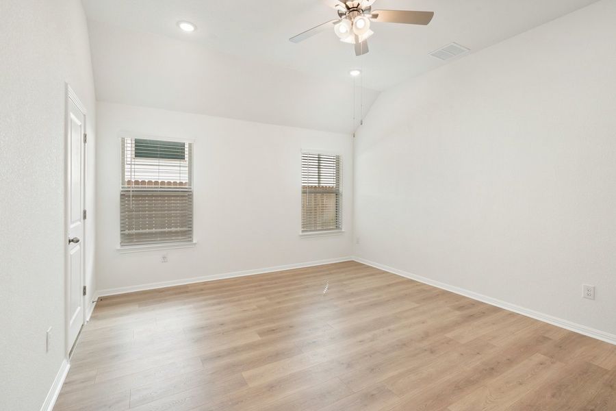 Spacious, unfurnished interior of a new home in The Hills of Bear Creek, Manchaca (Image 15).