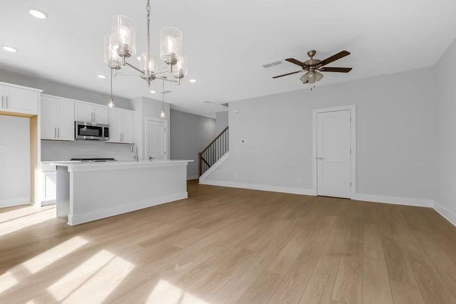 Spacious, unfurnished interior of a new home in Echo Park, Suwanee (Image 18). Spacious, unfurnished interior of a new home in Echo Park, Suwanee (Image 18).