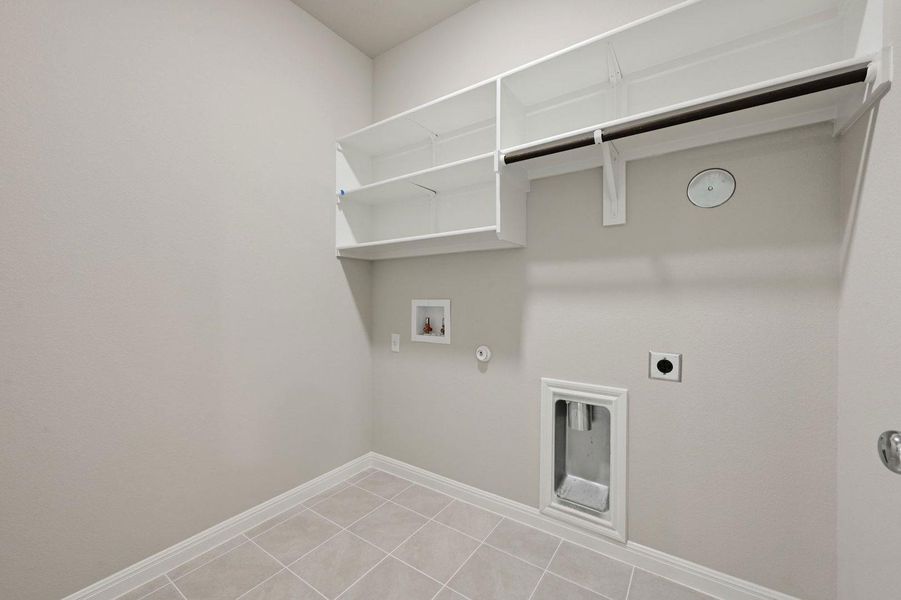 Spacious, unfurnished interior of a new home in Trinity Ranch, Elgin (Image 25). Spacious, unfurnished interior of a new home in Trinity Ranch, Elgin (Image 25).