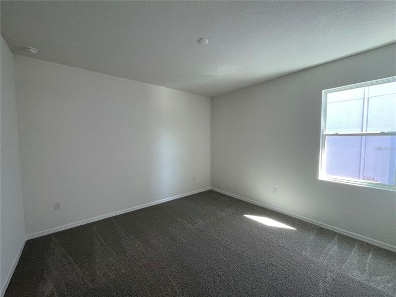Spacious, unfurnished interior of a new home in Angeline, Land O' Lakes (Image 22).
