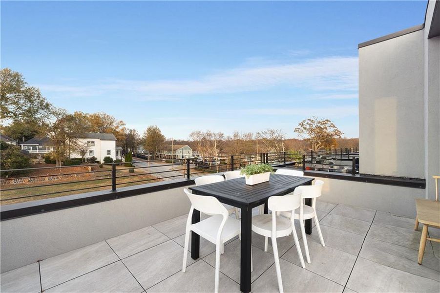 Exterior details and patio area of a home in Ten 5 Summerhill, Atlanta (Image 26).