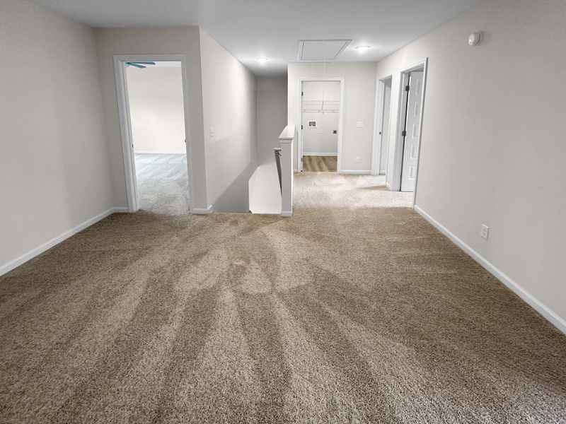 Spacious, unfurnished interior of a new home in Grand Reserve, Hinesville (Image 19).