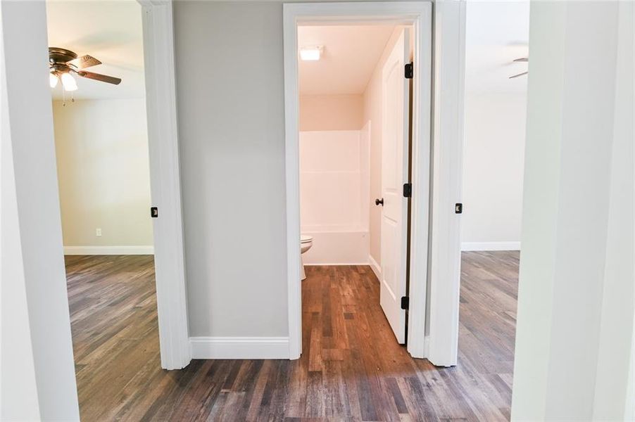 Spacious, unfurnished interior of a new home in , Dahlonega (Image 13).