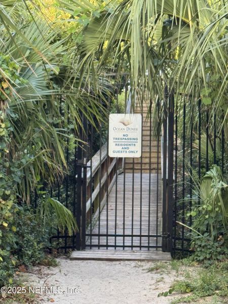 Image 68 of a home in .