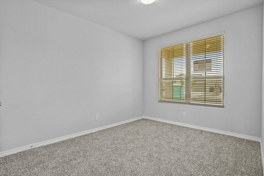 Representative unfurnished interior of a home built from the Blue Agave by View Homes in Paseos Del Este, Horizon City (Image 41).