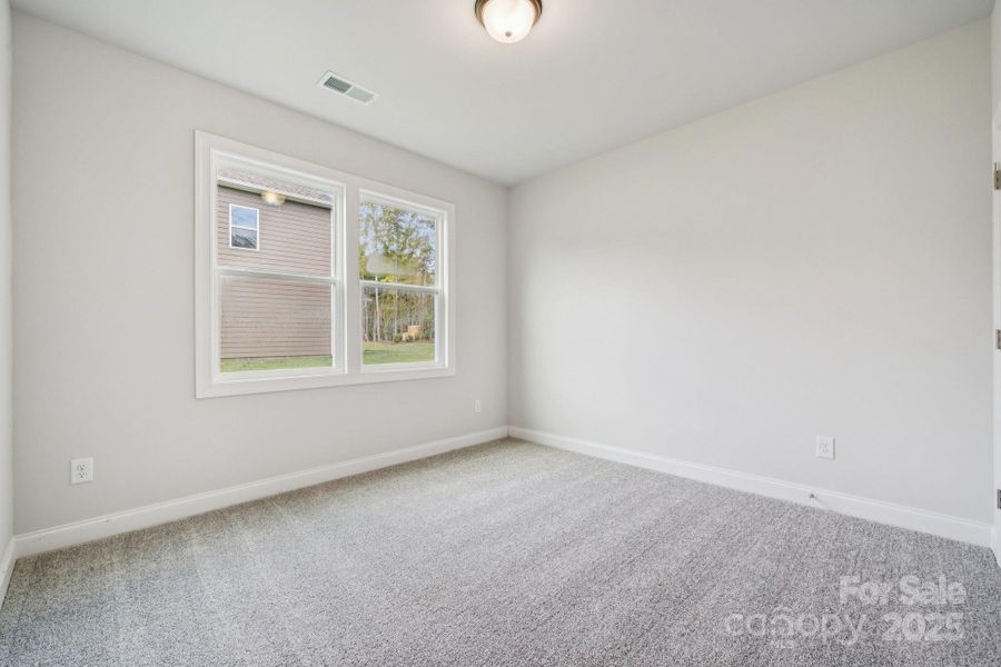 Spacious, unfurnished interior of a new home in Glenhurst, Matthews (Image 28).