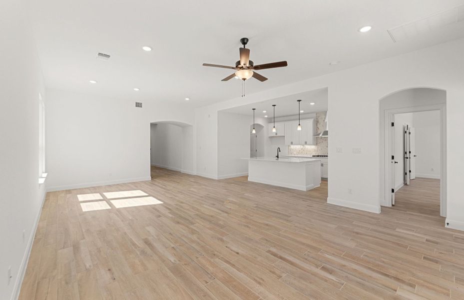 Spacious, unfurnished interior of a new home in West Cypress Hills, Spicewood (Image 33).