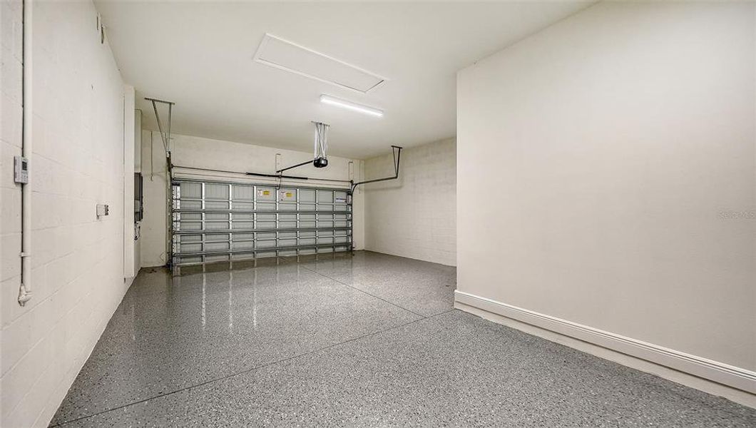 Spacious, unfurnished interior of a new home in Canoe Creek, Parrish (Image 34). Spacious, unfurnished interior of a new home in Canoe Creek, Parrish (Image 34).