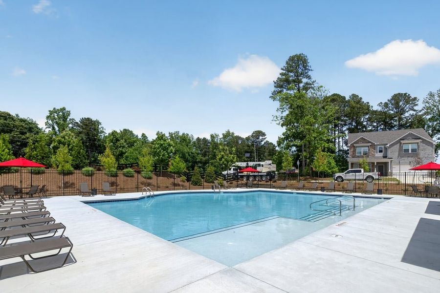 Community amenities in Auburn Glen, Dacula (Image 37).