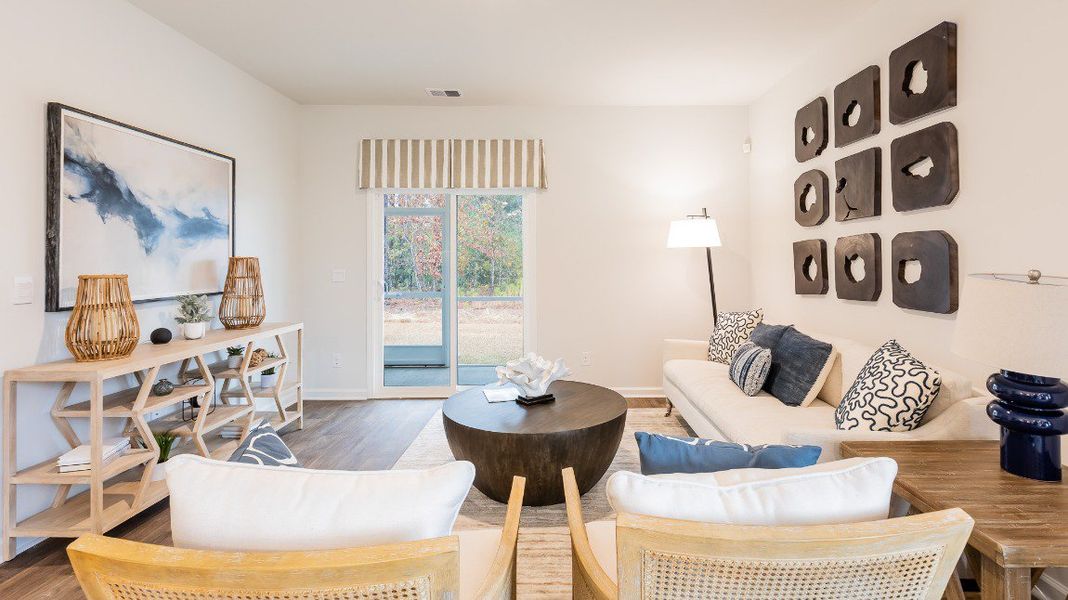 Representative furnished interior of a home built from the GLENWOOD by D.R. Horton in Huggins Hill, Manning (Image 10). Representative furnished interior of a home built from the GLENWOOD by D.R. Horton in Huggins Hill, Manning (Image 10).
