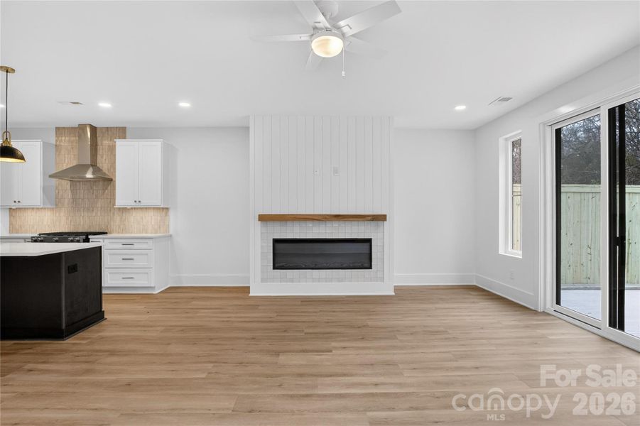 Spacious, unfurnished interior of a new home in , Charlotte (Image 23).