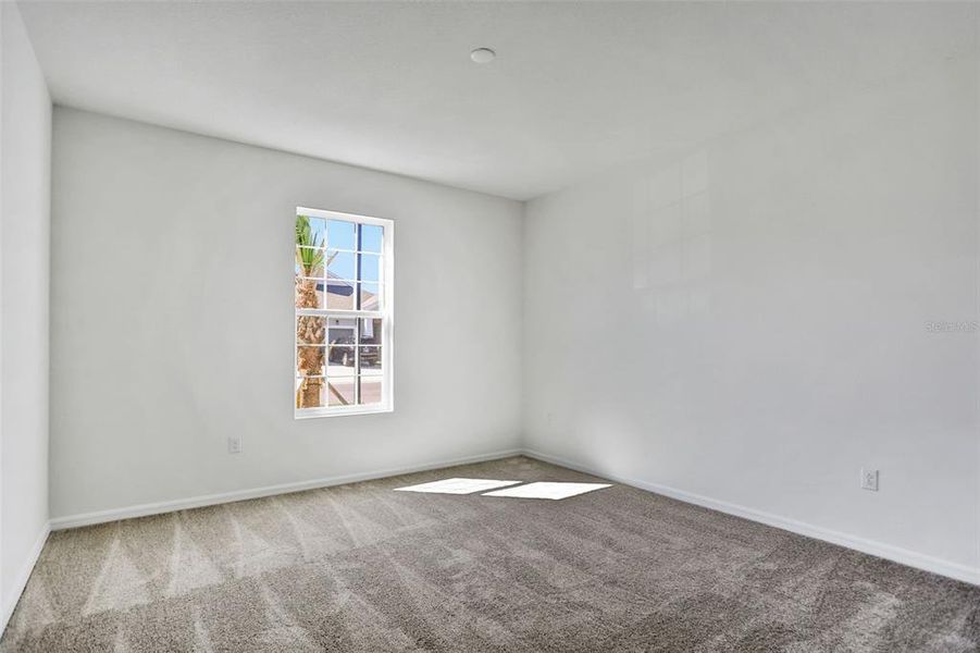 Spacious, unfurnished interior of a new home in Angeline, Land O' Lakes (Image 33).