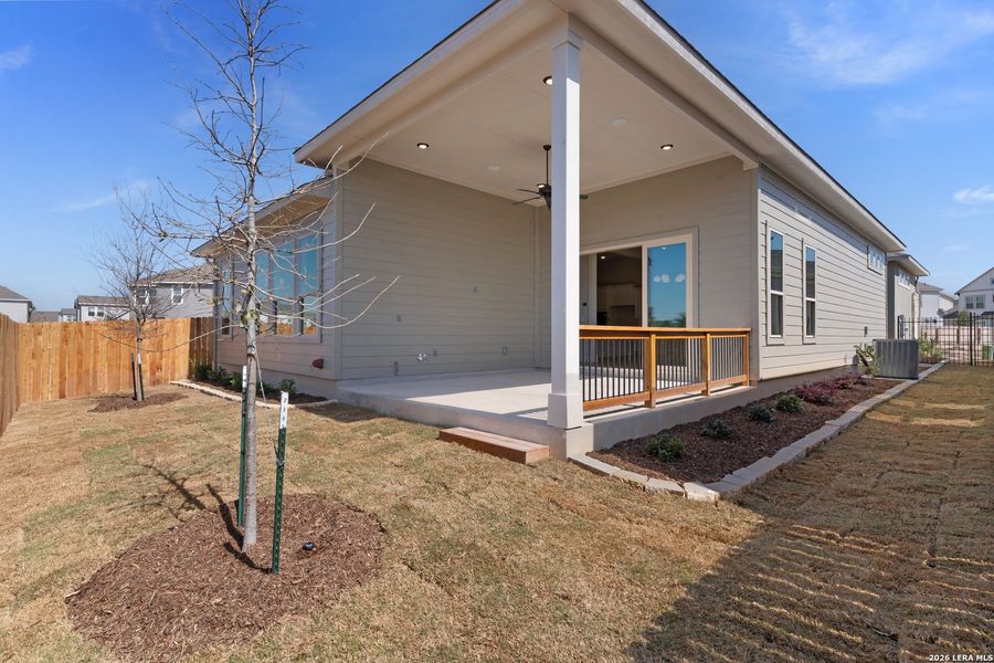 Exterior details and patio area of a home in Davis Ranch, San Antonio (Image 21).