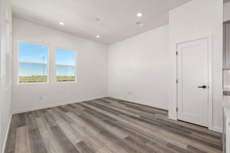 Spacious, unfurnished interior of a new home in Painted Prairie, Aurora (Image 18). Spacious, unfurnished interior of a new home in Painted Prairie, Aurora (Image 18).