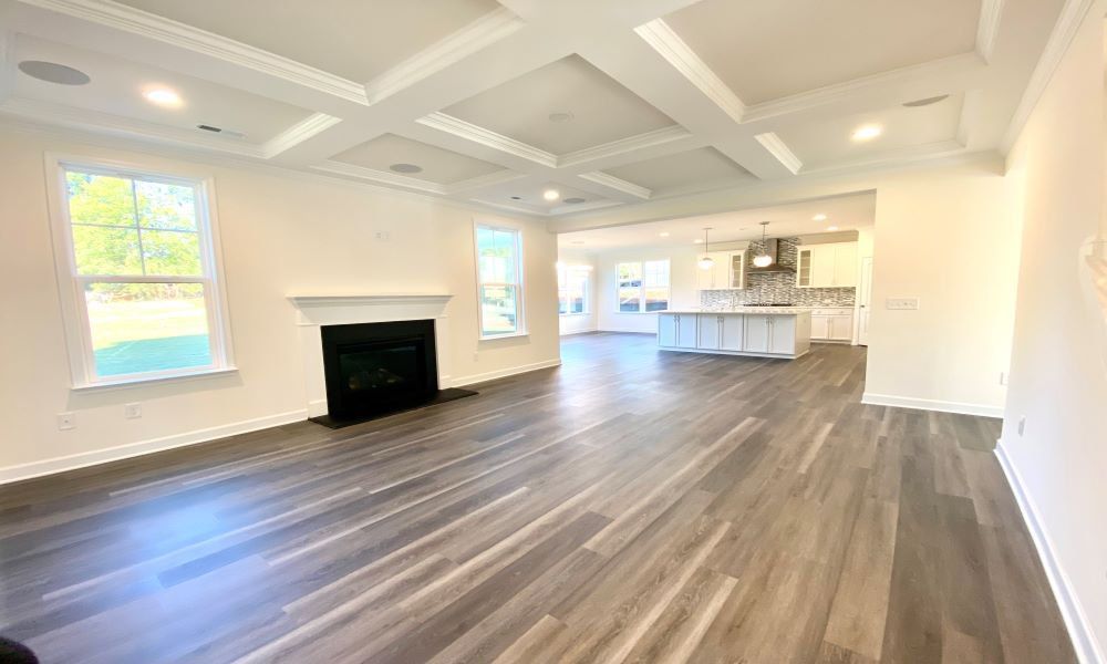 5 bedroom home with an upstairs bonus room