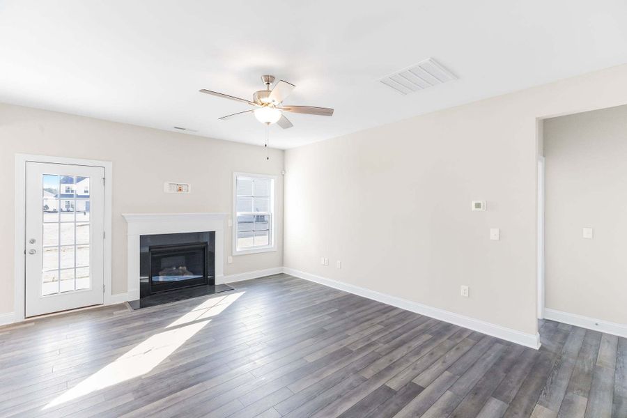 Representative unfurnished interior of a home built from the Clayton by Caviness & Cates Communities in Bartlett Manor, Youngsville (Image 126).