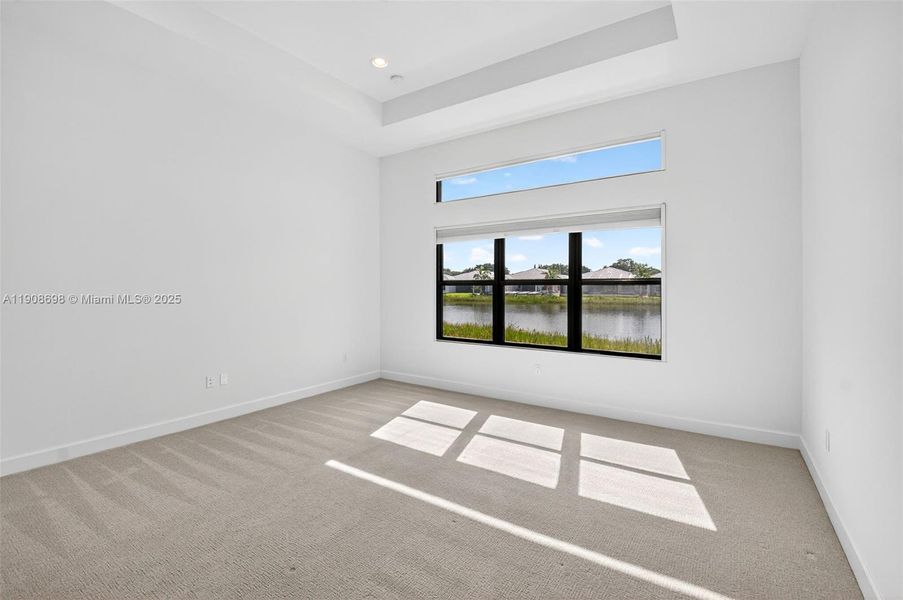Spacious, unfurnished interior of a new home in , Boynton Beach (Image 22).