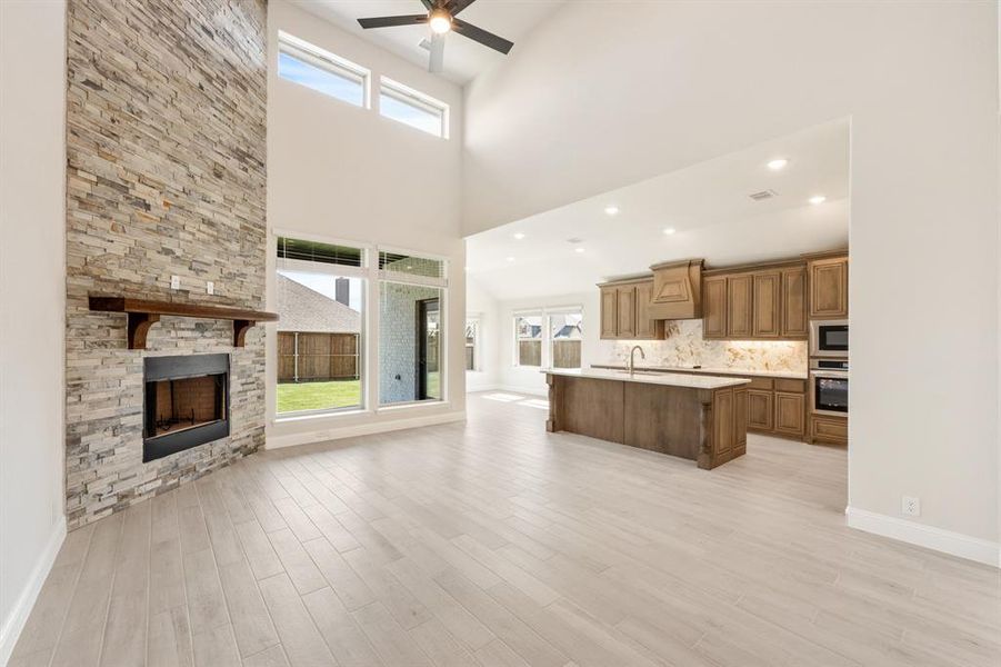 Spacious, unfurnished interior of a new home in Mockingbird Hills 60-65, Joshua (Image 19). Spacious, unfurnished interior of a new home in Mockingbird Hills 60-65, Joshua (Image 19).
