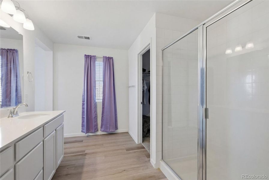 Furnished interior view inside a new home in Crossway at Second Creek, Commerce City (Image 10). Furnished interior view inside a new home in Crossway at Second Creek, Commerce City (Image 10).