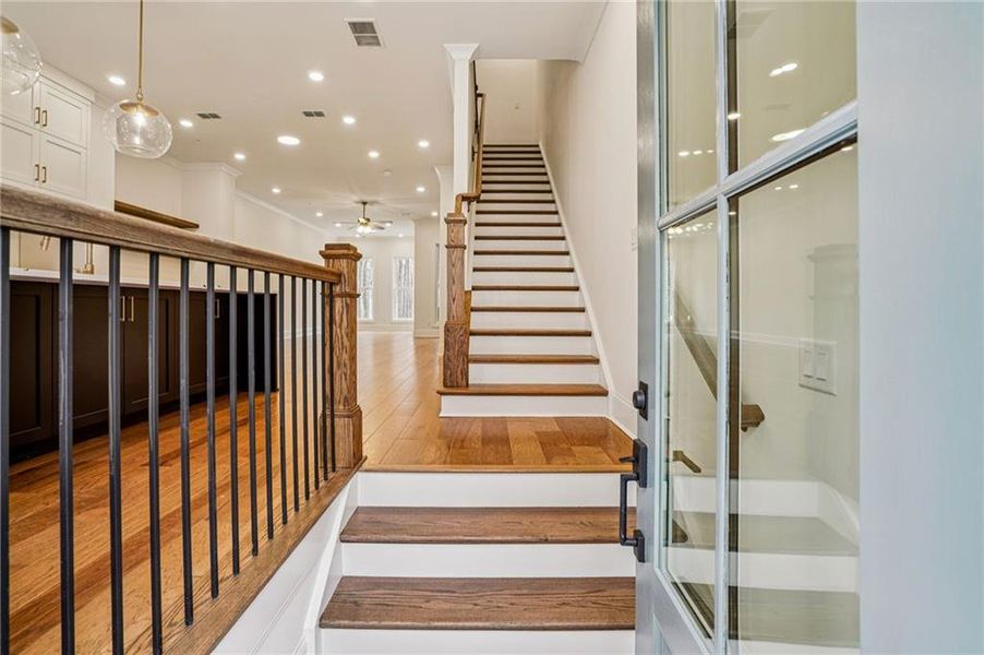 Spacious, unfurnished interior of a new home in Byers Park, Alpharetta (Image 18). Spacious, unfurnished interior of a new home in Byers Park, Alpharetta (Image 18).
