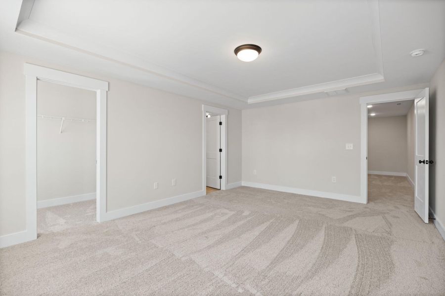 Spacious, unfurnished interior of a new home in Harbor Crossing, Greensboro (Image 38).