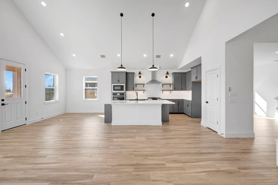 Sun-lit dining area and kitchen