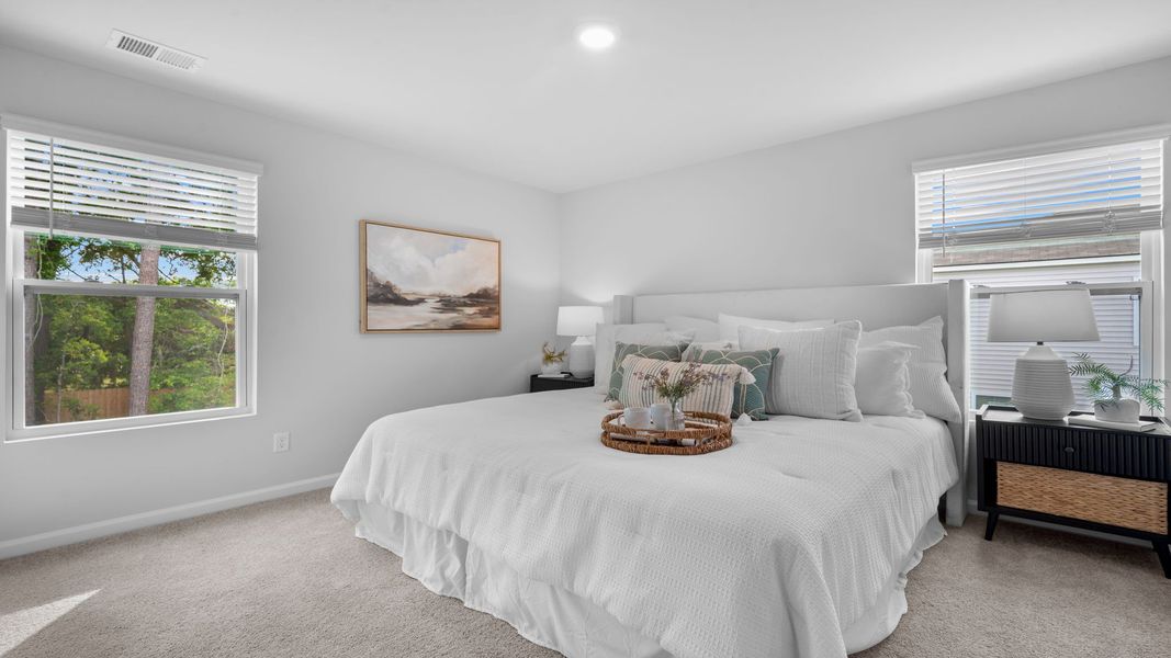 Representative furnished interior of a home built from the Hartsville by D.R. Horton in Rice Hope, Port Wentworth (Image 28).