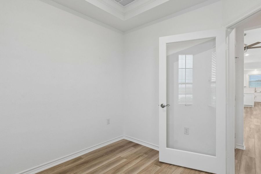 Spacious, unfurnished interior of a new home in Del Webb Fulshear, Fulshear (Image 6).