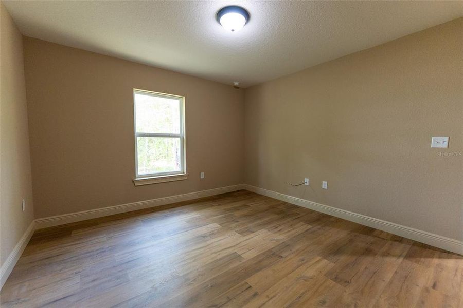 Spacious, unfurnished interior of a new home in Marion Oaks, Ocala (Image 58).