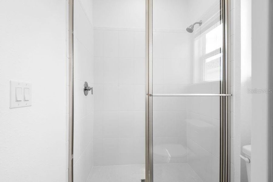 Furnished interior view inside a new home in Ardisia Park, New Smyrna Beach (Image 6).