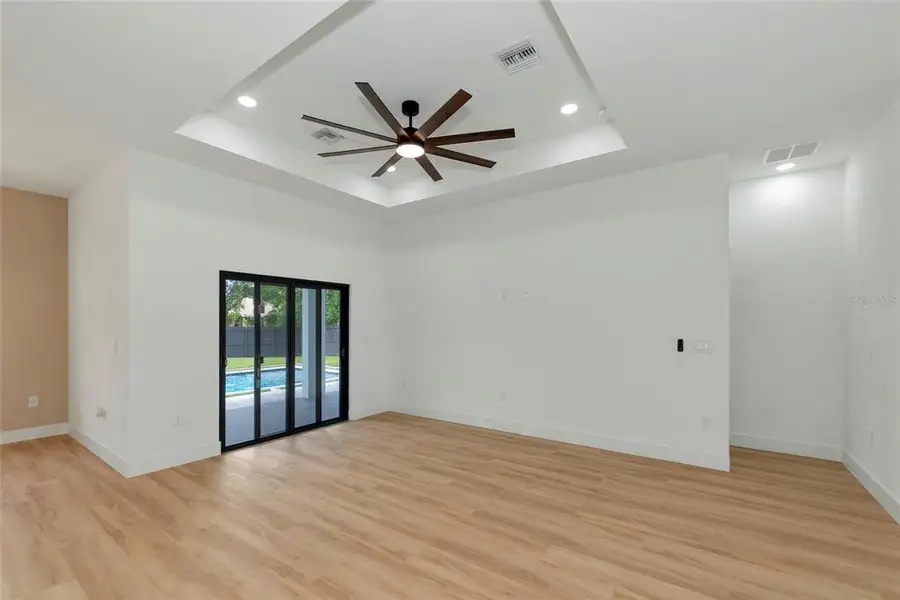 Spacious, unfurnished interior of a new home in , North Port (Image 36).