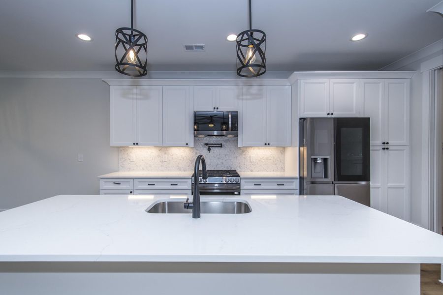 Furnished interior view inside a new home in , Chapin (Image 13).